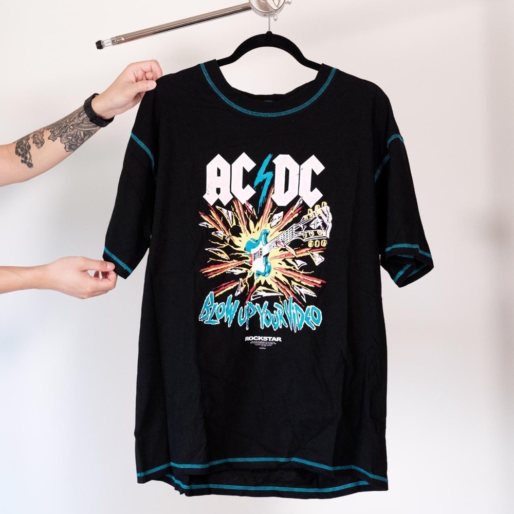Vintage AC/DC Oversized Black and Blue Graphic Tee Shirt